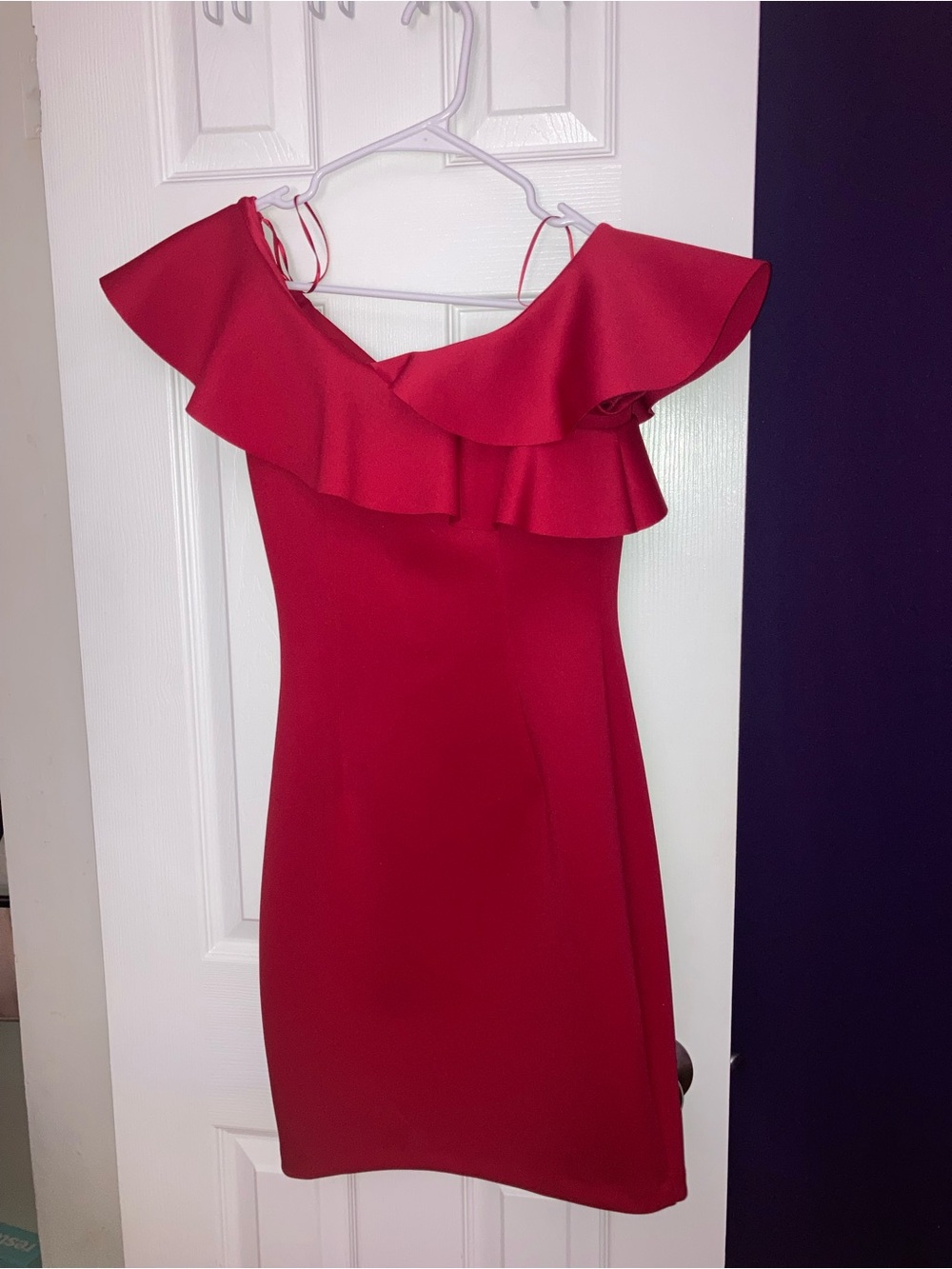 Guess Red One-Shoulder Semi-Formal/Prom Dress